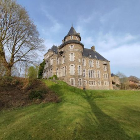 Le Petit Chateau De Blier Villa Erezee Exterior photo